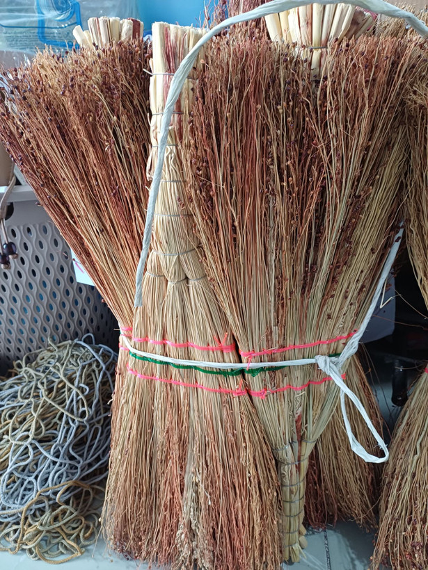 جارو مدل چوبی سنتی