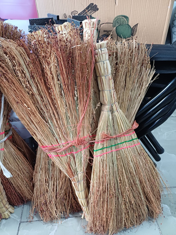 جارو مدل چوبی سنتی