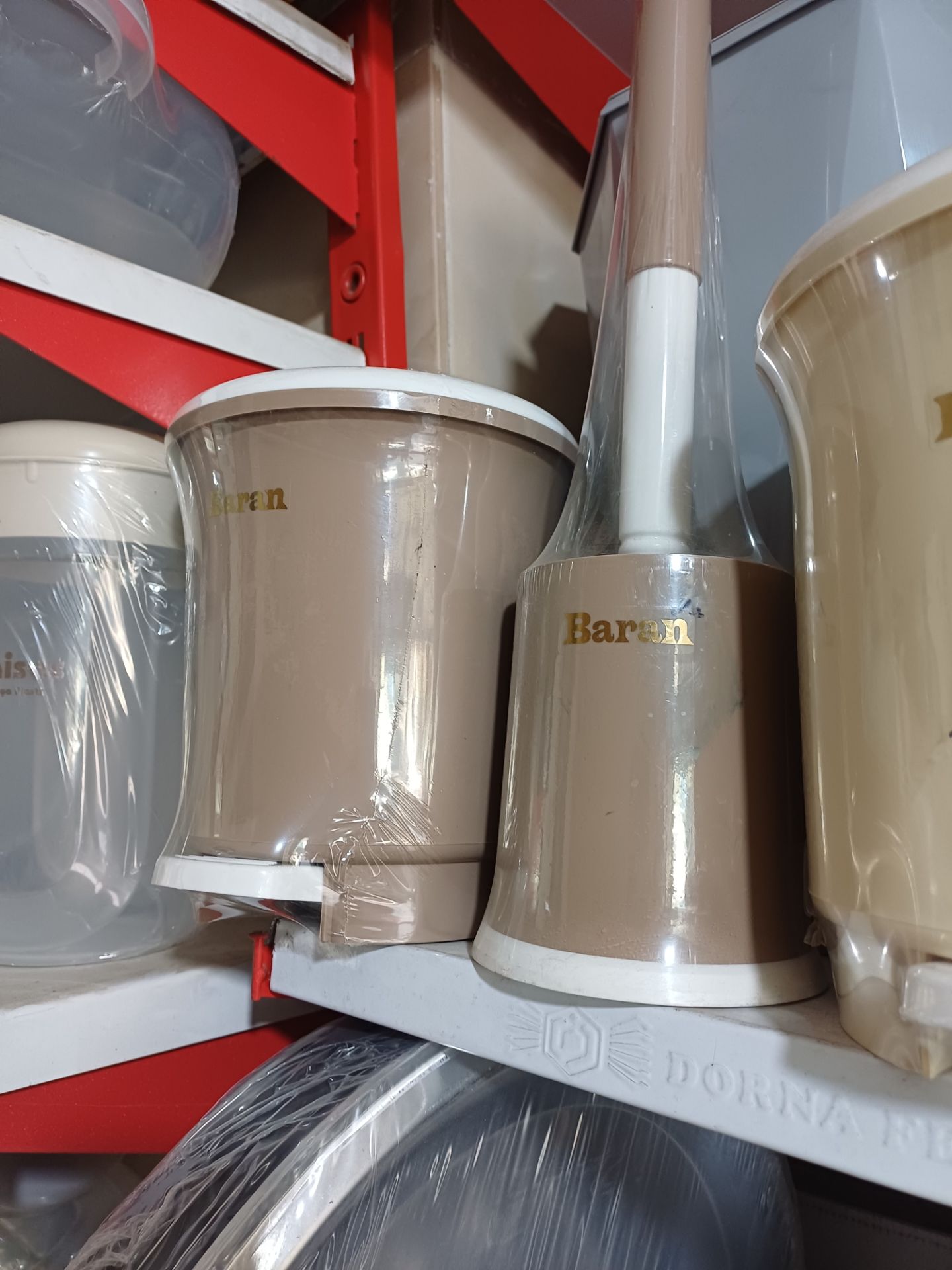 سطل و فرچه سرویس بهداشتی باران دوجداره